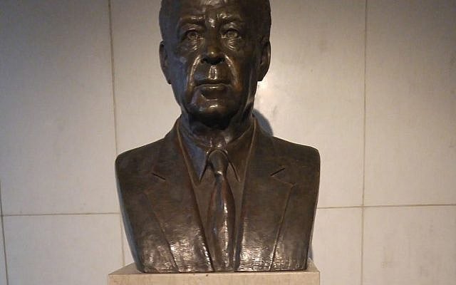 Bust of Rabin in Rabin Square - Photo by Author