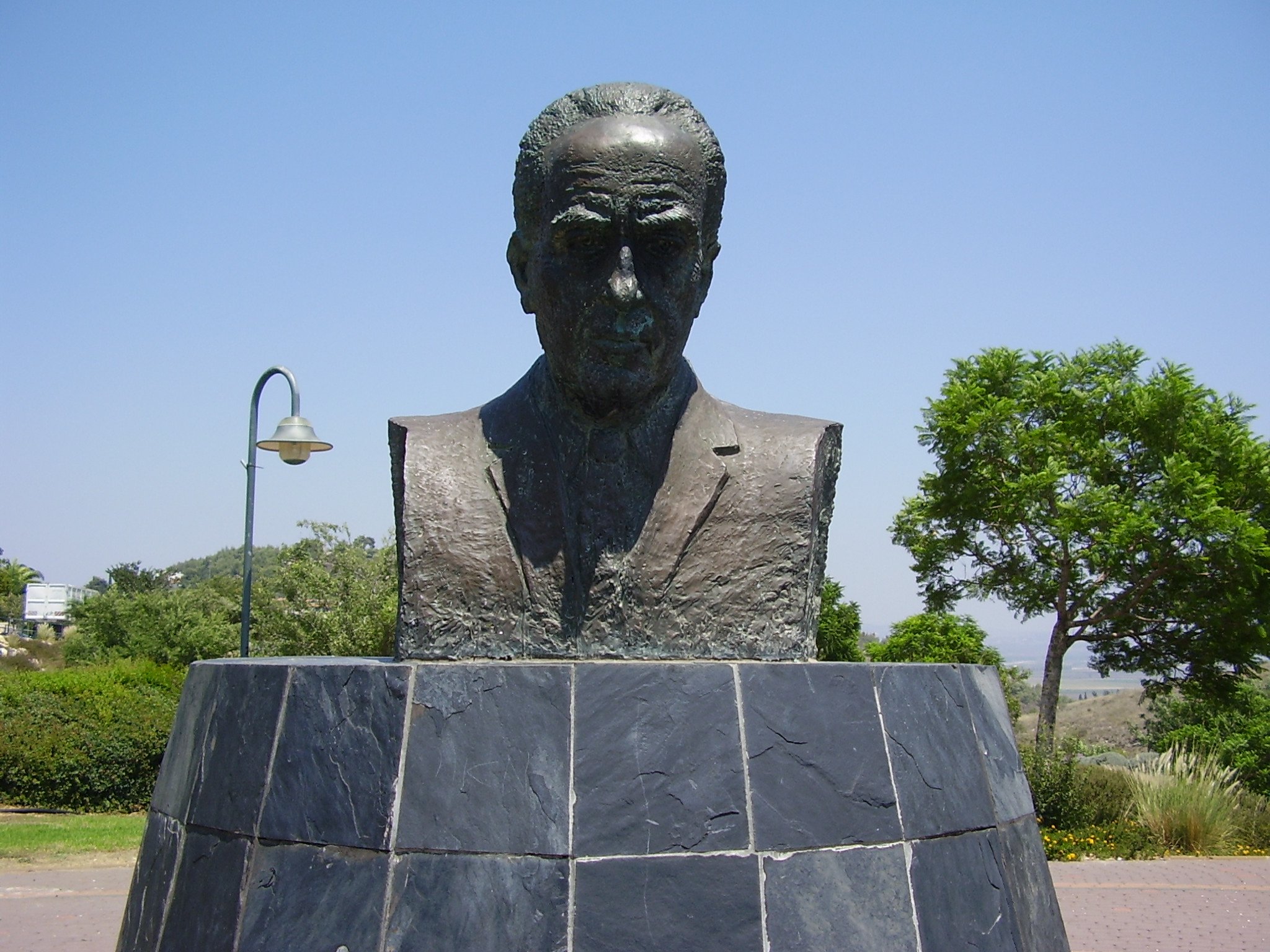 Thirty Years Later: “My Country Is Gone” – A Prophetic Sentence in Retrospect