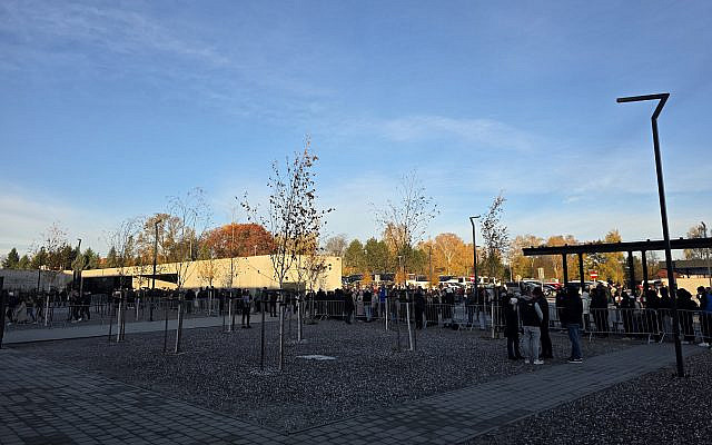 Visitors waiting at the entrance of the Auschwitz Memorial, 30 October 2025 Visitors waiting at the entrance of the Auschwitz Memorial, 30 October 2025