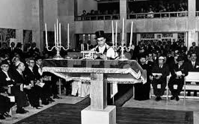 The inauguration of Madrid's Beth Yaacov Synagogue on December 16, 1968 
(Photo credit: EFE, Reference: 8002416976)