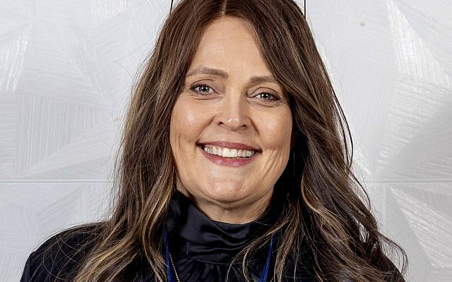 Lianne Heller is the Executive Director of Sulam, a Jewish special education inclusion program at Berman Hebrew Academy (K-12) and the Charles E. Smith Jewish Day school (Sulam@JDS - K-5)in the Greater Washington DC area.