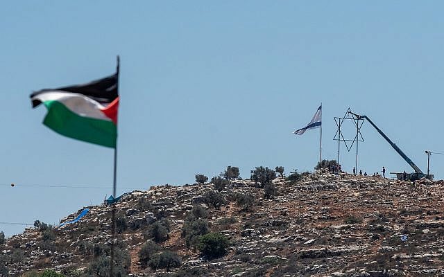 Evyatar oupost, Judea and Samaria. (Photo: Shai Kandlar, Wikimedia Commons CC BY-SA 4.0)