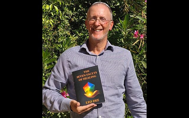 Rabbi Leo Dee with his new book, "The Seven Facets of Healing" (courtesy Leo Dee)