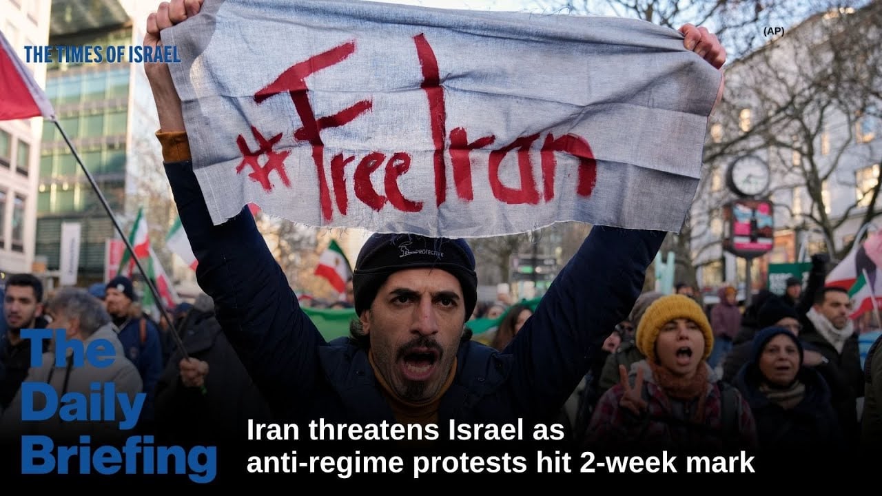 The Blogs: What the Iranian Uprising Taught Us About Performative Politics