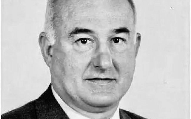 Claude Carlier (copyright authorized)