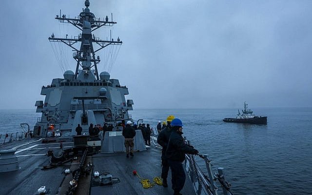 The Arleigh Burke-class guided-missile destroyer USS Frank E. Petersen Jr. (DDG 121) pulls into Dutch Harbor, Alaska. 18 August 2025. Photo by Petty Officer 3rd Class Christian Kibler. Defense Visual Information Distribution Service (DVIDS)
