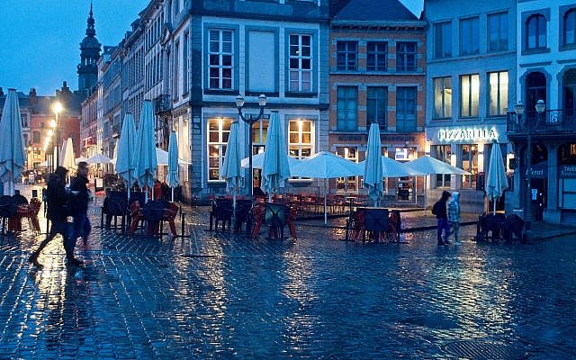 Mons, Belgium. Photo by Emmanuel Codden / Pexels.
