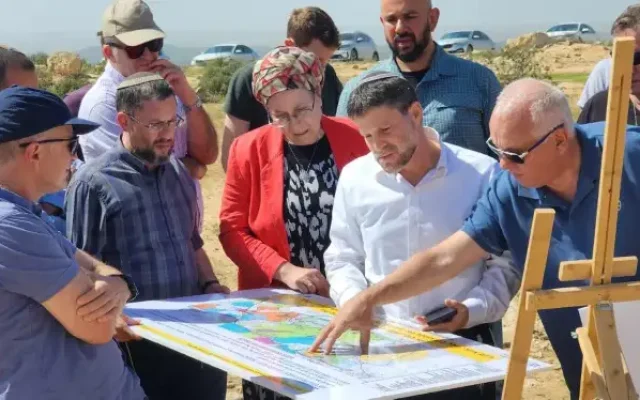 Israel's Finance Minister Bezalel Smotrich and Settlements Minister Orit Strock review development plans during a recent strategic tour of the Negev region.