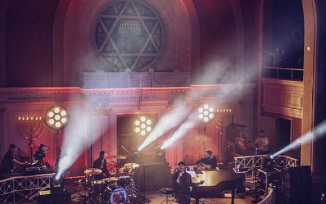 Live Entertainment (Source: Sixth & I Synagogue)