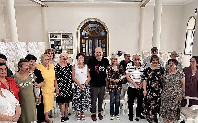 David Weisberg, Executive Director of World Jewish Relief USA, meets with members of the Jewish community of Batumi, Georgia.
