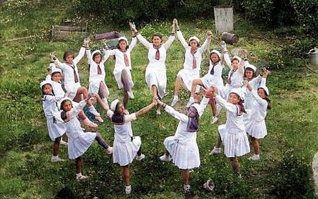 From Khan Hadera Archive and Museum. Photo: Sonia Kolodany / Photo Sonia, CC BY 2.5 https://creativecommons.org/licenses/by/2.5/. Colorized using MyHeritage In Color and cropped.