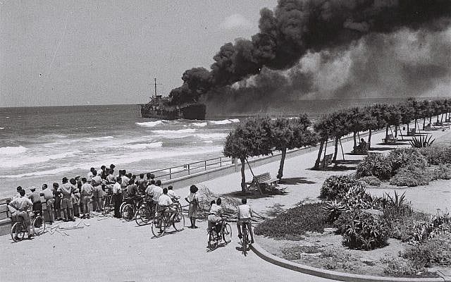 The Altalena burns off the beach at Tel Aviv in June 1948. (Wikimedia Commons) The Altalena burns off the beach at Tel Aviv in June 1948. (Wikimedia Commons)