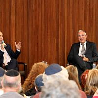 Heni Ozi Cukier and Rabbi Michel Schlesinger Heni Ozi Cukier and Rabbi Michel Schlesinger