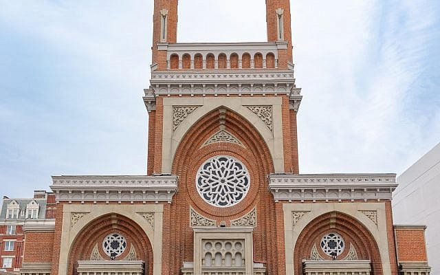 Plum Street Temple Photo (Source: Credit: Alyssa Matt Photography)