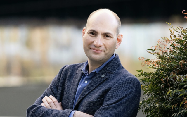 Eugene Malobrodsky (image free for use on a commercial platform in accordance with copyright law, courtesy of Eugene Malobrodsky)