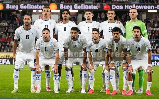 Israel's players line up for the Nations League Group B3 soccer match between Austria and Israel in Linz, Austria, Thursday, Sept. 24, 2026. (AP Photo/Matthias Schrader)