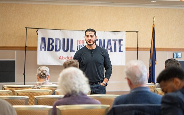US Senate candidate for michigan Abdul El-Sayed meets voters at Michigan Technological University. October 22, 2025