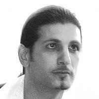 Eli Daniel