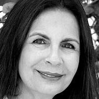 Nava Shoham-Solan