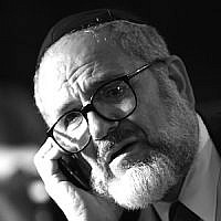 Shimon Neustein