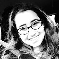 Shira Tziona Perton