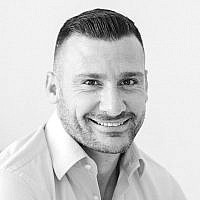 Yaniv Gabbay