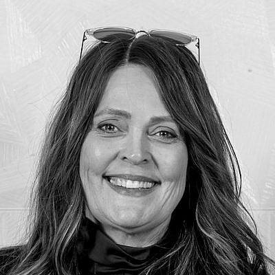Lianne Heller, at The Blogs