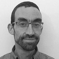 Moti Novick