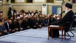 خامنه ای در جمع برخی مقامات