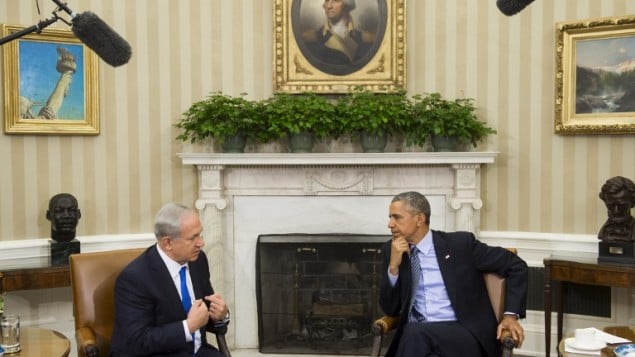 دیدار رئیس جمهوری ایالات متحده با نخست وزیر اسرائیل در کاخ سفید (9 نوامبر 2015) (عکس: AFP/ SAUL LOEB) دیدار رئیس جمهوری ایالات متحده با نخست وزیر اسرائیل در کاخ سفید (9 نوامبر 2015) (عکس: AFP/ SAUL LOEB)