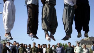 اعدامهای خیابانی در ایران - عکس از شبکه های اجتماعی