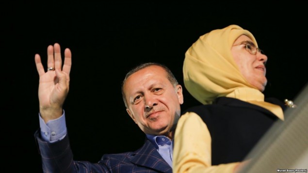 اردوغان و همسرش اردوغان و همسرش