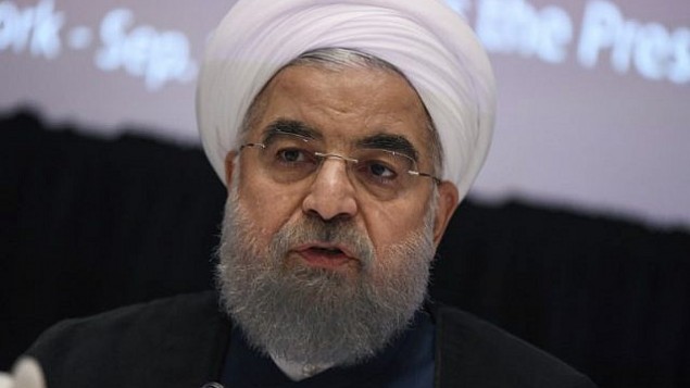 حسن روحانی رئیس جمهور ایران حین پاسخ به سوالات در کنفرانس مطبوعاتی نیویورک، ۲۰ سپتامبر ۲۰۱۷، در حاشیه ی هفتاد و دومین مجمع عمومی سازمان ملل متحد