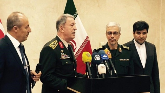سرلشکر محمد باقری رئیس ستادکل نیروهای مسلح ایران در نشستی خبری با «ارتشبد حلوصی آکار» رئیس ستاد ارتش ترکیه