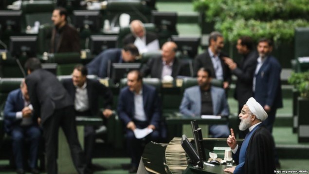 روحانی در مجلس