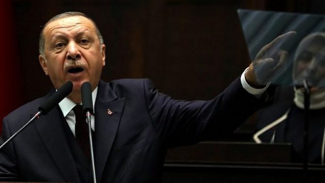 تصویر: رجب طیب اردوغان رئیس جمهور ترکیه حین سخنرانی در جلسه حزب حاکم، عدالت و توسعه، در پارلمان، هنگام برگزاری شورای بزرگ ملی ترکیه ۶ نوامبر ۲۰۱۸، آنکارا، ترکیه. (ADEM ALTAN / AFP) تصویر: رجب طیب اردوغان رئیس جمهور ترکیه حین سخنرانی در جلسه حزب حاکم، عدالت و توسعه، در پارلمان، هنگام برگزاری شورای بزرگ ملی ترکیه ۶ نوامبر ۲۰۱۸، آنکارا، ترکیه. (ADEM ALTAN / AFP)
