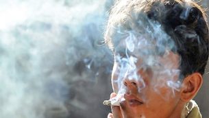 یک جوان معتاد در ایران