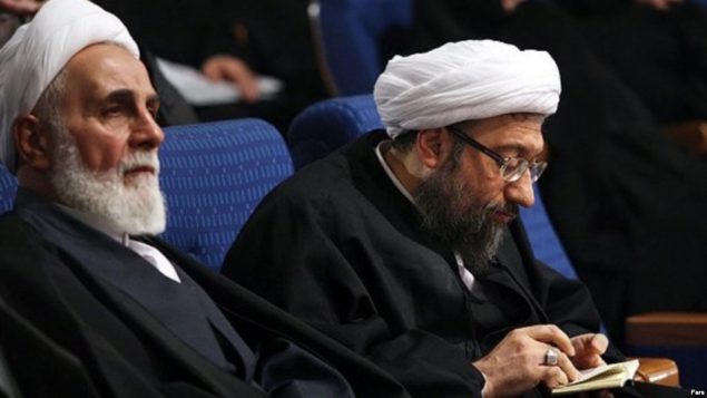 صادق لاریجانی (سمت راست) و علیاکبر ناطق نوری صادق لاریجانی (سمت راست) و علیاکبر ناطق نوری