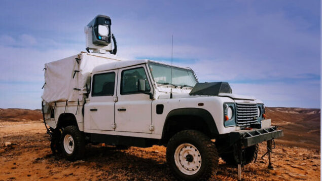 تصویر: سامانه دفاع هوایی گنبد پهباد سوار بر یک وسیله نقلیه. (Rafael – Advanced Defense Systems)