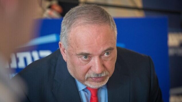 head of the Israel Beyteinu party Avigdor Liberman holds a press conference in Neve Ilan, near Jerusalem, on March 11, 2020. Photo by Yonatan Sindel/Flash90 *** Local Caption *** אביגדור ליברמן
מסיבת עיתונאים
ישיבת סיעה
נווה אילן
מדבר head of the Israel Beyteinu party Avigdor Liberman holds a press conference in Neve Ilan, near Jerusalem, on March 11, 2020. Photo by Yonatan Sindel/Flash90 *** Local Caption *** אביגדור ליברמן
מסיבת עיתונאים
ישיבת סיעה
נווה אילן
מדבר