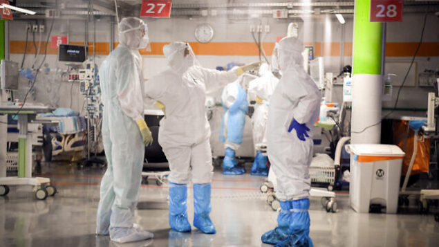 Sheba Medical Center team at the Coronavirus isolation ward of Sheba Medical Center unit, in Ramat Gan, June 30, 2020. Photo by Yossi Zeliger/Flash90 *** Local Caption *** ?????
????
??? ??
????
?????
??????
?????
????
????? Sheba Medical Center team at the Coronavirus isolation ward of Sheba Medical Center unit, in Ramat Gan, June 30, 2020. Photo by Yossi Zeliger/Flash90 *** Local Caption *** ?????
????
??? ??
????
?????
??????
?????
????
?????
