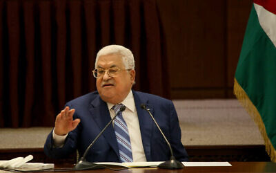تصویر: محمود عباس، رئیس تشکیلات خودگردان فلسطینیان حین در گفتگو در جلسه حلقهٔ رهبری فلسطینیان در رام الله، کرانه غربی، ۱۸ اوت ۲۰۲۰. (Flash90) تصویر: محمود عباس، رئیس تشکیلات خودگردان فلسطینیان حین در گفتگو در جلسه حلقهٔ رهبری فلسطینیان در رام الله، کرانه غربی، ۱۸ اوت ۲۰۲۰. (Flash90)
