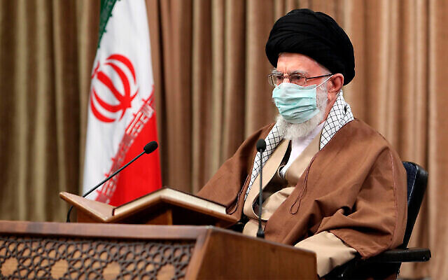 تصویر: علی خامنه ای در مراسمی در تهران، ایران، ۱۴ آوریل ۲۰۲۱.
(Office of the Iranian Supreme Leader via AP) تصویر: علی خامنه ای در مراسمی در تهران، ایران، ۱۴ آوریل ۲۰۲۱.
(Office of the Iranian Supreme Leader via AP)