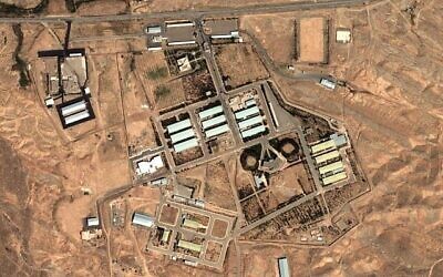 تصویر ماهواره از تأسیسات پارچین، ۱۲ آوریل ۲۰۱۲. (AP/Institute for Science and International Security) تصویر ماهواره از تأسیسات پارچین، ۱۲ آوریل ۲۰۱۲. (AP/Institute for Science and International Security)