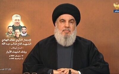 شرح عکس: حسن نصرالله رهبر حزب الله حین سخنرانی در مراسم یادبود فرمانده ارشد حزب الله، ۱۹ ژوئن ۲۰۲۴. 
(Screenshot)