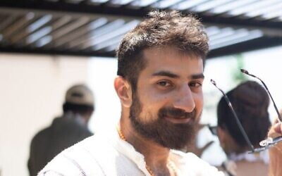 شرح عکس: آیدان اشتیوی در ۷ اکتبر ۲۰۲۳ کشته شد. تروریست های حماس جسد او را از فستیوال موسیقی صحرای نوآ به اسارت بردند. (Courtesy)