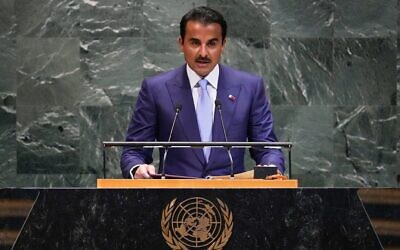 شرح عکس: شیخ تمیم بن حماد آل ثانی امیر قطر حین سخنرانی در ۸۹مین نشست مجمع عمومی سازمان ملل در مقر سازمان در نیویورک، ۲۳ سپتامبر ۲۰۲۵. (AP Photo/Richard Drew) شرح عکس: شیخ تمیم بن حماد آل ثانی امیر قطر حین سخنرانی در ۸۹مین نشست مجمع عمومی سازمان ملل در مقر سازمان در نیویورک، ۲۳ سپتامبر ۲۰۲۵. (AP Photo/Richard Drew)