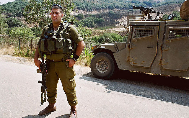 Un soldat de l'unité druze Herev (Crédit : CC BY kikasso, Flickr) Un soldat de l'unité druze Herev (Crédit : CC BY kikasso, Flickr)