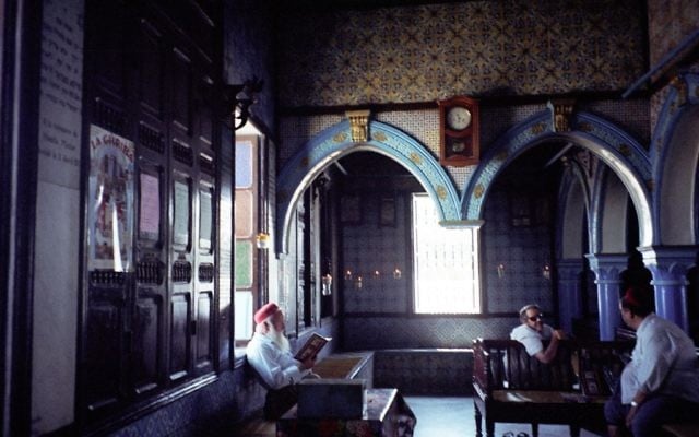 La synagogue de la Ghriba à Djerba, Tunisie (Crédit : upyernoz via CC/JTA) La synagogue de la Ghriba à Djerba, Tunisie (Crédit : upyernoz via CC/JTA)