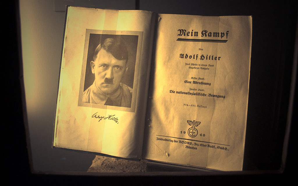 "Mein Kampf" (Crédit : dccarbone/CC-BY, via Flickr) "Mein Kampf" (Crédit : dccarbone/CC-BY, via Flickr)